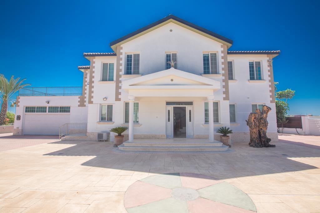 Papas Family Villa Paralimni Ngoại thất bức ảnh