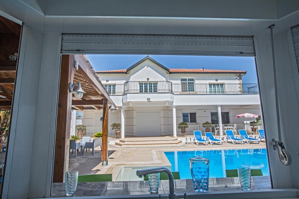 Papas Family Villa Paralimni Ngoại thất bức ảnh